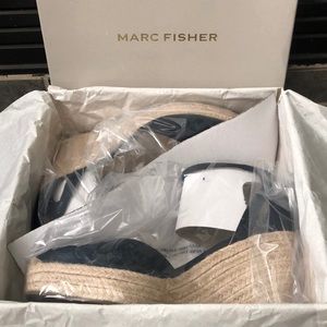 Marc Fisher Teelan Eapadrille Wedge Sandal